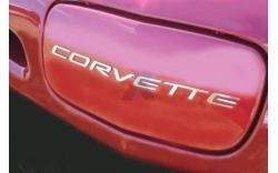 Corvette text i akryl fram 97-04