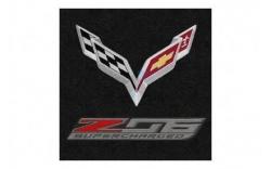 15-16 Lloyd Ultimat Mats w/Z06 Logo & C7 Flag