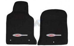 Formpressade mattor med 2001 Z06 logo